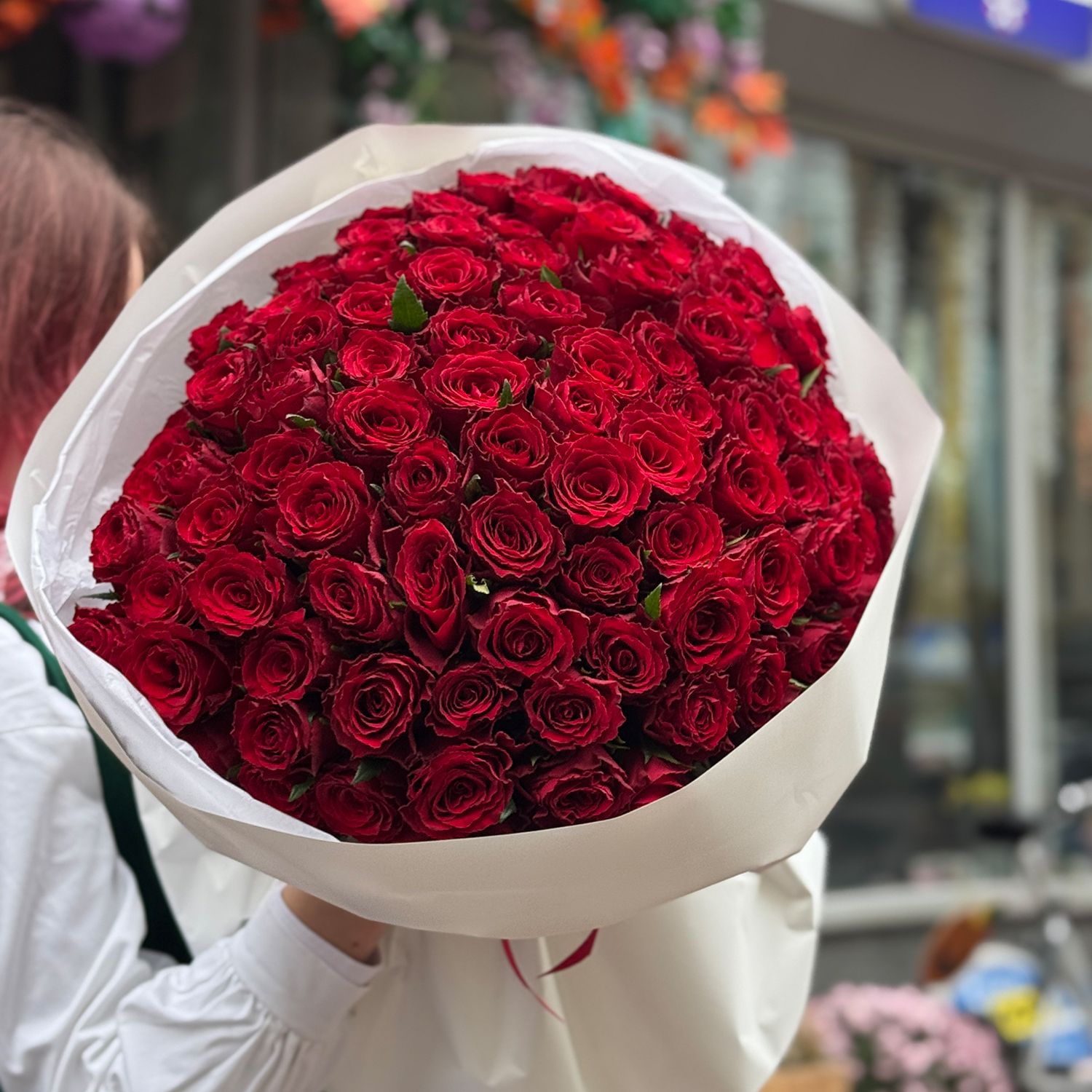 Bouquet 101 red roses Kenia