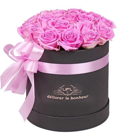 oasis, embossed box, pink rose (23 pcs.), packaging, ribbon